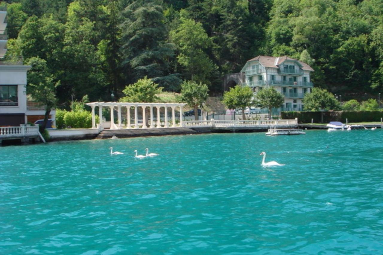 Le Pavillon Du Lac Duingt Bagian luar foto